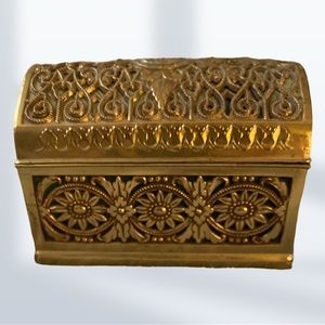 RARE Vintage Tiny Emerald Ring Box One Of A Kind